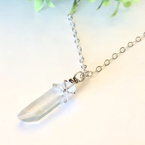 WRAPPED CRYSTAL NECKLACE