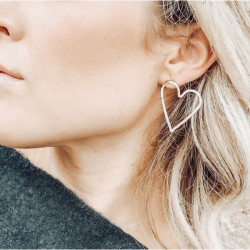 HEART STUD EARRINGS HEART STUD EARRINGS