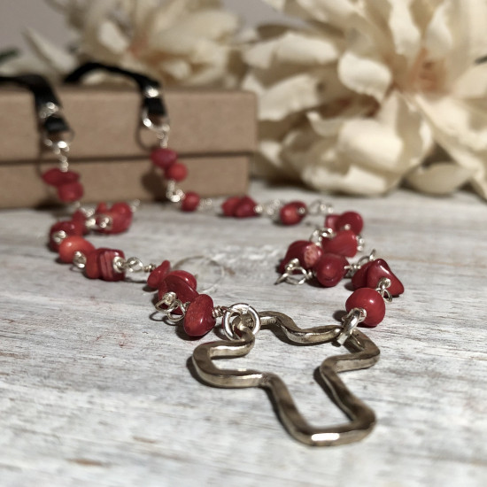 CROSS IN A RED CORAL STONES NECKLACE