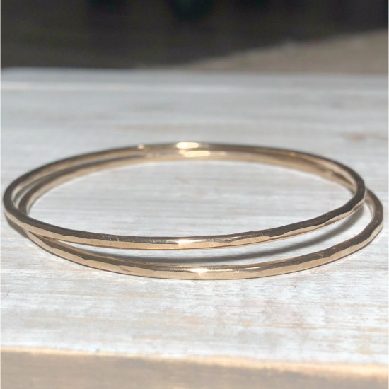 BANGLE HAMMERED BRACELET