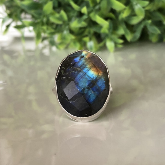  NATURAL LABRADORITE FACETED RING