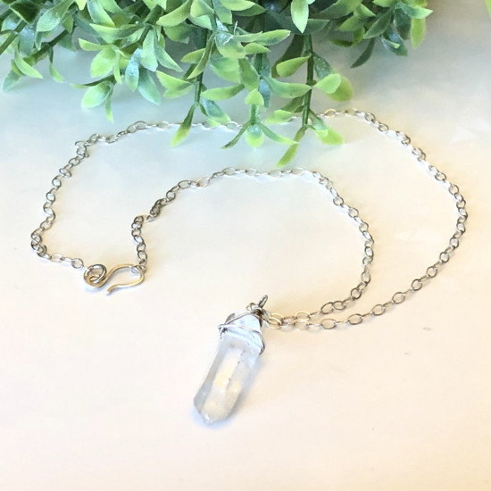 WRAPPED CRYSTAL NECKLACE