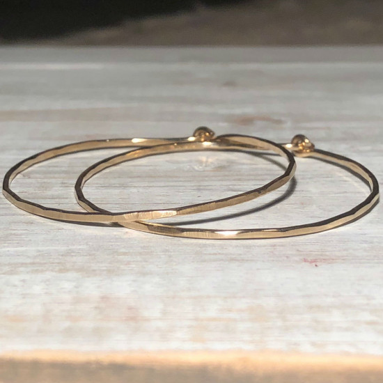 CLASSIC HOOPS HAMMERED EARRINGS MEDIUM