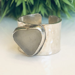 HEART SHAPED SEA GLASS OPEN RING HEART SHAPED SEA GLASS OPEN RING