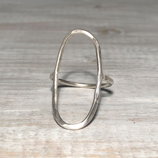 OVAL RING