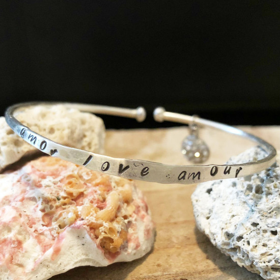 Bracelet LOVE AMOR AMOUR ORGANIC HAMMERED