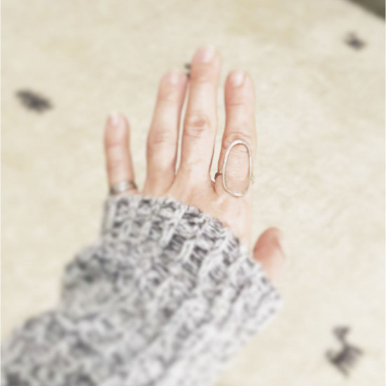 OVAL RING