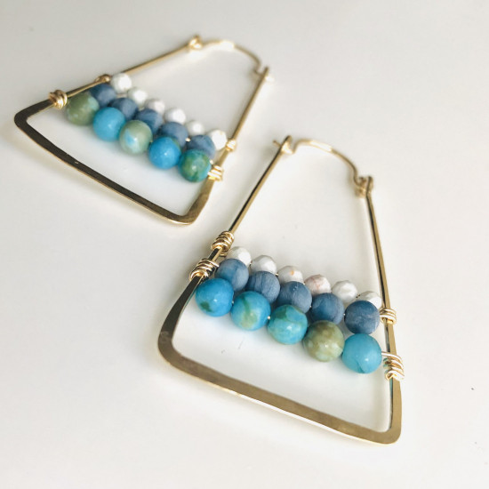 BASIC  SEA TRIANGLE EARRINGS