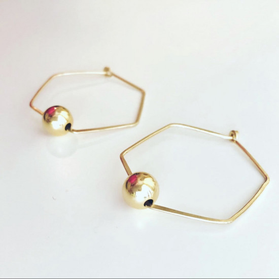 FLOATING BALL HEXAGON HOOP HAMMERED EARRINGS