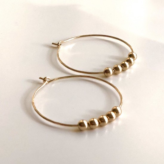 FLOATING BALLS HOOP HAMMERED EARRINGS FLOATING BALLS HOOP HAMMERED EARRINGS