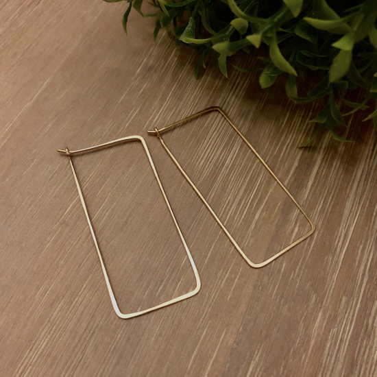 RECTANGULAR HOOP EARRINGS