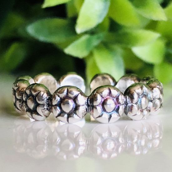 DAISY FLOWER STACKABLE RINGS