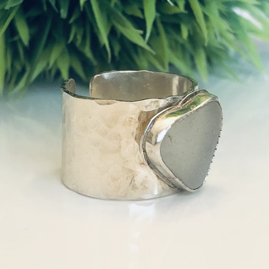 HEART SHAPED SEA GLASS OPEN RING HEART SHAPED SEA GLASS OPEN RING
