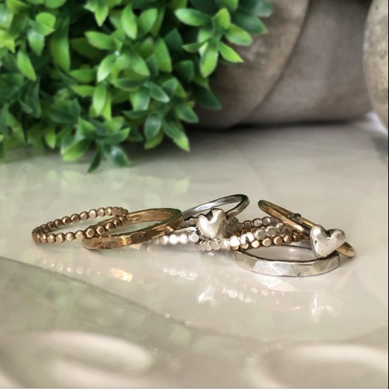 SCULPTED ORGANIC HEART STACKING RING