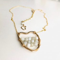 OPEN HEART MOTHER OF PEARLS NECKLACE OPEN HEART MOTHER OF PEARLS NECKLACE