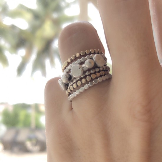 ORGANIC DISCS AND DOTTED STACKING RINGS ORGANIC DISCS AND DOTTED STACKING RINGS
